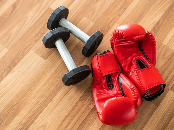 Guantes Boxeo Rojos Sobre Fondo Madera Concepto Deporte Estilo Vida —  Fotos de Stock