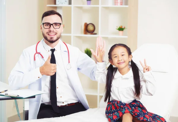 Young Male Doctor Examining Little Kid Hospital Office Kid Happy — Stock Photo, Image