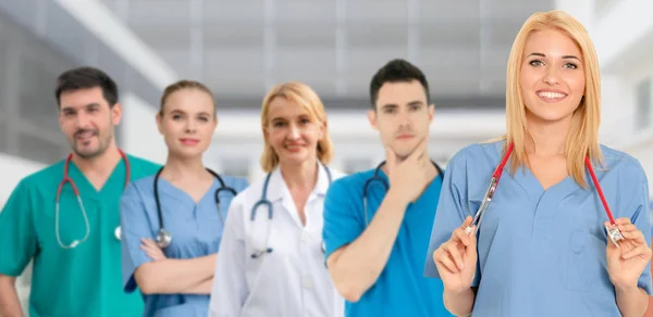 Groupe Des Professionnels Santé Médecin Professionnel Travaillant Dans Bureau Clinique — Photo