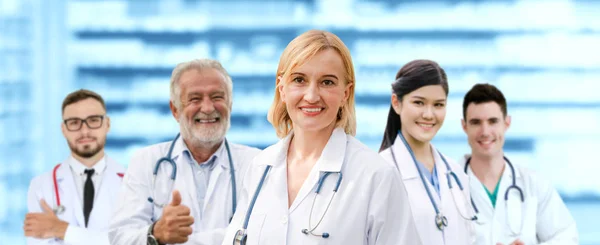 Gruppo Persone Sanitarie Medico Professionista Che Lavora Nello Studio Ospedaliero — Foto Stock