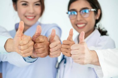 Sağlık insan grubu. Diğer doktorlar, hemşire ve cerrah hastane ofis veya klinik çalışma profesyonel doktor. Tıbbi Teknoloji Araştırma Enstitüsü ve Doktor personel hizmet anlayışı.