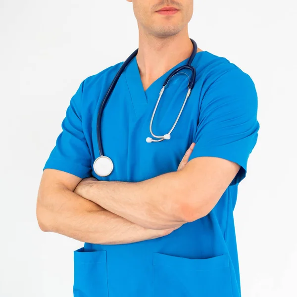 Mannelijke Arts Een Ziekenhuis Uniforme Reputatie Witte Achtergrond Gezondheidszorg Medische — Stockfoto