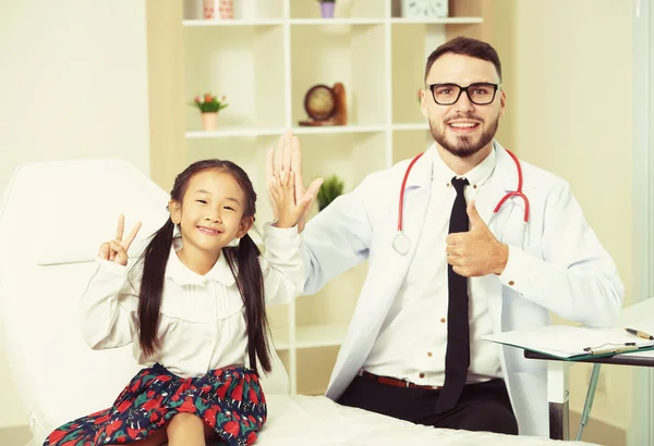 Young Male Doctor Examining Little Kid Hospital Office Kid Happy — Stock Photo, Image