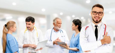 Sağlık insan grubu. Diğer doktorlar, hemşire ve cerrah hastane ofis veya klinik çalışma profesyonel doktor. Tıbbi Teknoloji Araştırma Enstitüsü ve Doktor personel hizmet anlayışı.