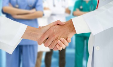 Sağlık insan grubu. Diğer doktorlar, hemşire ve cerrah hastane ofis veya klinik çalışma profesyonel doktor. Tıbbi Teknoloji Araştırma Enstitüsü ve Doktor personel hizmet anlayışı.