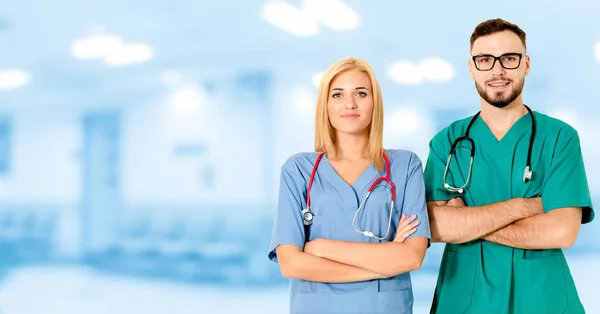 Dottore Che Lavora Con Altro Dottore Ospedale Assistenza Sanitaria Servizio — Foto Stock