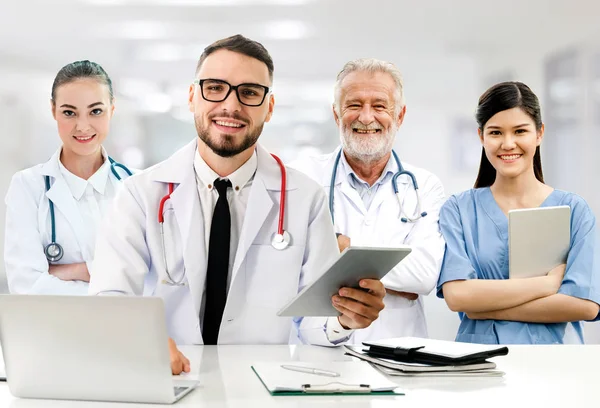 Grupo Personas Salud Médico Profesional Que Trabaja Consultorio Del Hospital — Foto de Stock