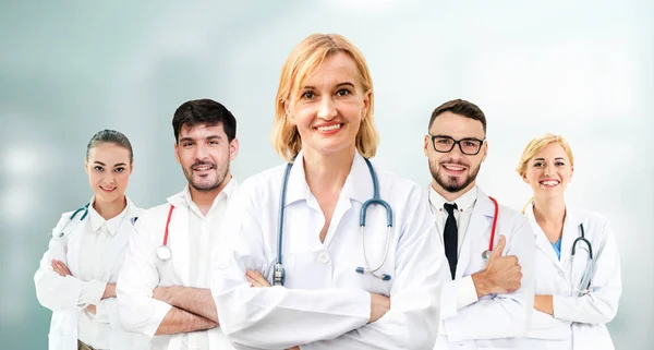 Gruppo Persone Sanitarie Medico Professionista Che Lavora Nello Studio Ospedaliero — Foto Stock