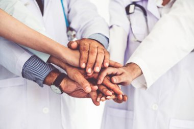 Sağlık insan grubu. Diğer doktorlar, hemşire ve cerrah hastane ofis veya klinik çalışma profesyonel doktor. Tıbbi Teknoloji Araştırma Enstitüsü ve Doktor personel hizmet anlayışı.