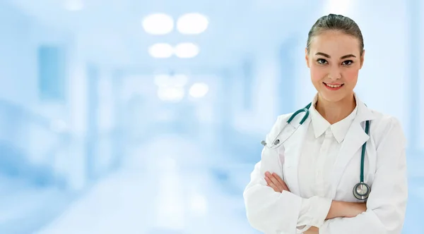 Doctora Que Trabaja Oficina Del Hospital Servicio Atención Médica Personal —  Fotos de Stock