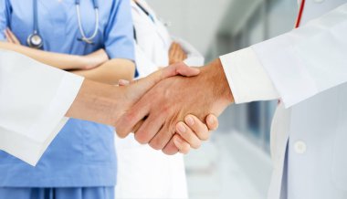 Sağlık insan grubu. Diğer doktorlar, hemşire ve cerrah hastane ofis veya klinik çalışma profesyonel doktor. Tıbbi Teknoloji Araştırma Enstitüsü ve Doktor personel hizmet anlayışı.