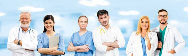 Groupe Des Professionnels Santé Médecin Professionnel Travaillant Dans Bureau Clinique — Photo