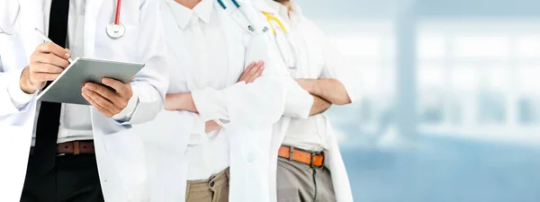 Gruppo Persone Sanitarie Medico Professionista Che Lavora Nello Studio Ospedaliero — Foto Stock