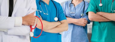 Sağlık insan grubu. Diğer doktorlar, hemşire ve cerrah hastane ofis veya klinik çalışma profesyonel doktor. Tıbbi Teknoloji Araştırma Enstitüsü ve Doktor personel hizmet anlayışı.
