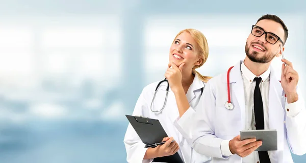 Medici Ospedale Che Lavorano Con Partner Servizi Sanitari Medici — Foto Stock