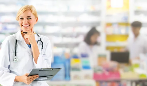 Farmacista Donna Che Lavora Farmacia Assistenza Sanitaria Personale Medico — Foto Stock