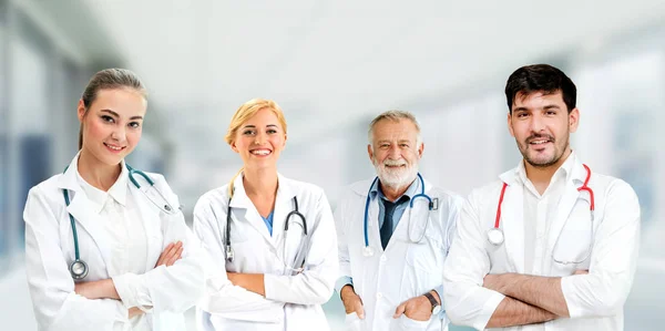 Gruppo Persone Sanitarie Medico Professionista Che Lavora Nello Studio Ospedaliero — Foto Stock