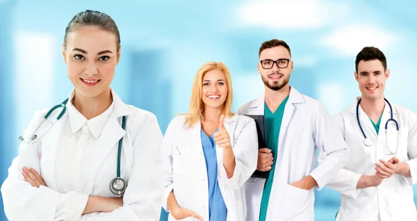 Groupe Des Professionnels Santé Médecin Professionnel Travaillant Dans Bureau Clinique — Photo