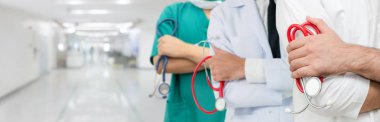 Sağlık insan grubu. Diğer doktorlar, hemşire ve cerrah hastane ofis veya klinik çalışma profesyonel doktor. Tıbbi Teknoloji Araştırma Enstitüsü ve Doktor personel hizmet anlayışı.