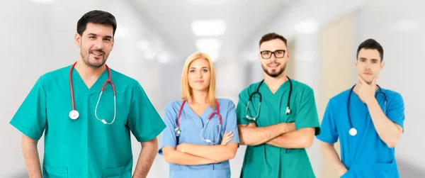 Groupe Des Professionnels Santé Médecin Professionnel Travaillant Dans Bureau Clinique — Photo