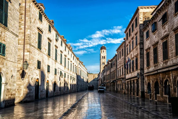 Stradun, rua principal de Dubrovnik na Croácia . — Fotografia de Stock