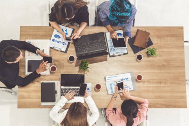 Ofis Odasında Grup Toplantısı.