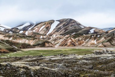 Landmannalaugar İzlanda 'nın manzarası 