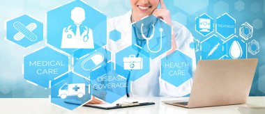 Hastanede Tıbbi Sağlık Grafik ile Doktor