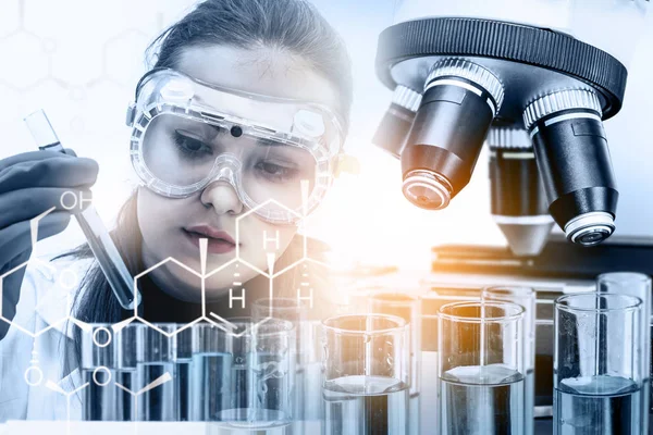 Laboratuvar araştırma ve geliştirme endüstrisi.