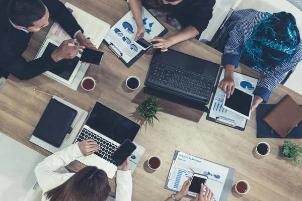 Ofis Odasında Grup Toplantısı.