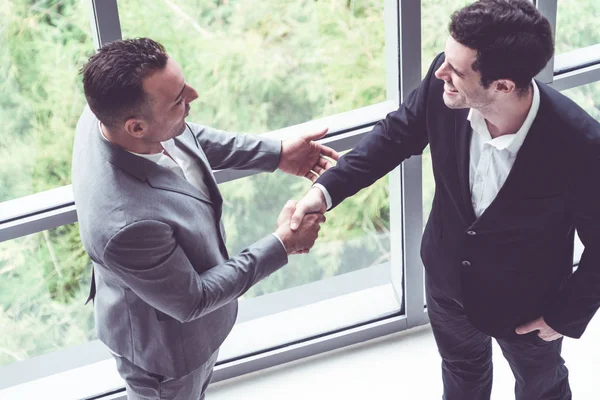 Businessmen handshake business deal in office. — Stock Photo, Image