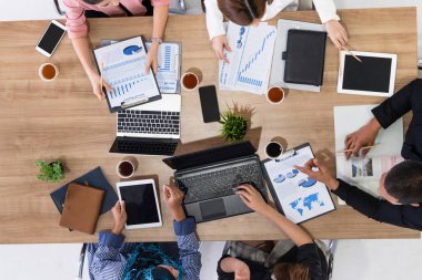 Ofis Odasında Grup Toplantısı.