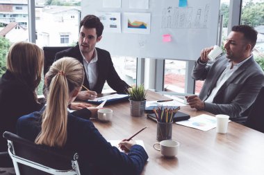 Ofis Odasında Grup Toplantısı.