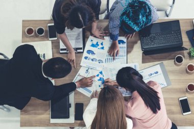 Ofis Odasında Grup Toplantısı.