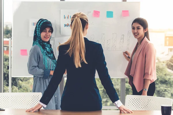 Multicultural working group in teamwork meeting. — Stock Photo, Image