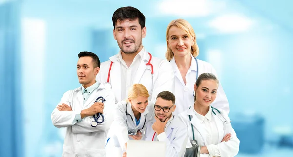 Läkare och sjukvårdspersonal grupp. — Stockfoto