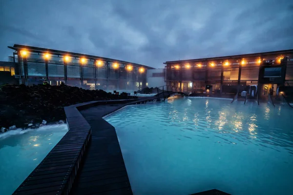 Geothermal Spa Blue Lagoon en Reykjavik, Islandia . — Foto de Stock