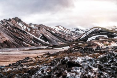 Landmannalaugar İzlanda 'nın manzarası 
