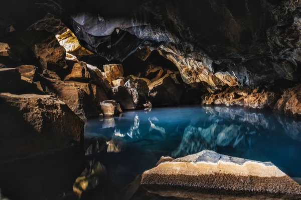 Grjotagja Cave Hot Spring Iceland — Stock Photo, Image