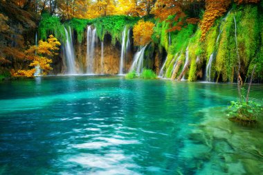 Plitvice Gölleri Hırvatistan Şelale manzara.