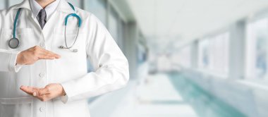 Doktor metin pankart tasarımı için ellerini aç.