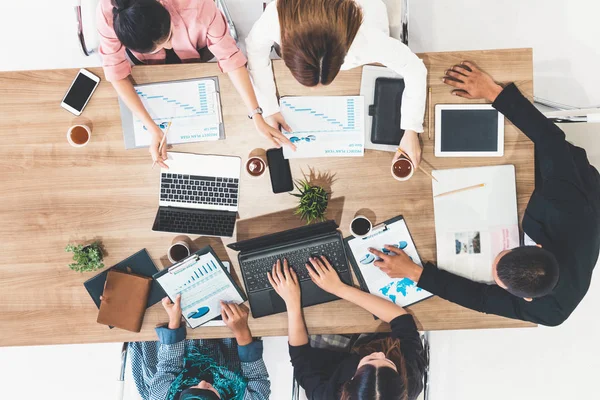 Επιχειρηματίες σε ομαδική συνάντηση στο Office Room. — Φωτογραφία Αρχείου