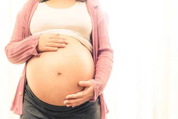 Schwangere Fühlen Sich Hause Wohl Während Sie Sich Ihr Kind — Stockfoto