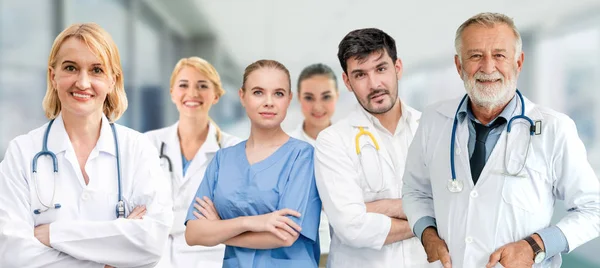 Grupo Pessoas Cuidados Saúde Médico Profissional Que Trabalha Consultório Hospitalar — Fotografia de Stock