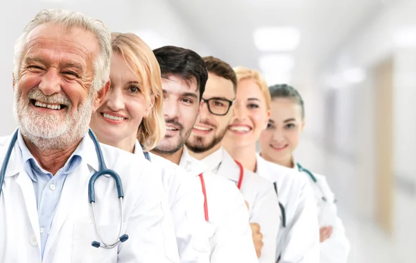 Gruppo Persone Sanitarie Medico Professionista Che Lavora Nello Studio Ospedaliero — Foto Stock