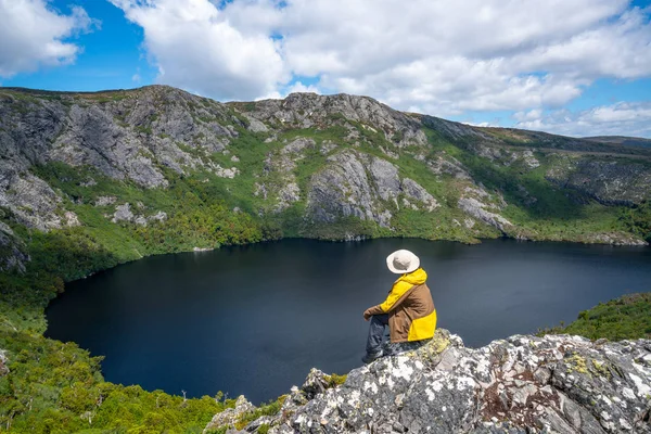 Travel in Cradle Mountain NP, Tasmania, Australia