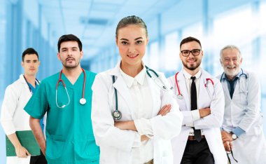 Sağlık insan grubu. Diğer doktorlar, hemşire ve cerrah hastane ofis veya klinik çalışma profesyonel doktor. Tıbbi Teknoloji Araştırma Enstitüsü ve Doktor personel hizmet anlayışı.