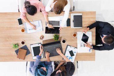 Ofis Odasında Grup Toplantısı.