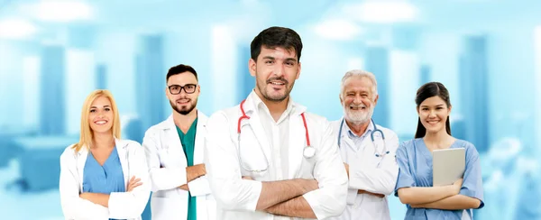 Gruppo Persone Sanitarie Medico Professionista Che Lavora Nello Studio Ospedaliero — Foto Stock