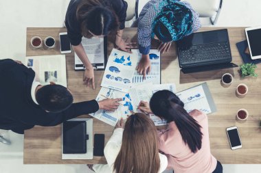 Ofis Odasında Grup Toplantısı.